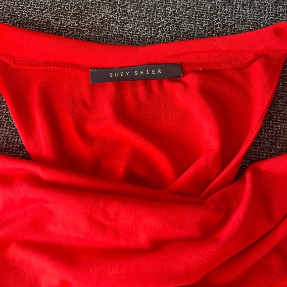 Suzy Shier Red Draped Sleeveless Tank Top - Picture 4 of 5